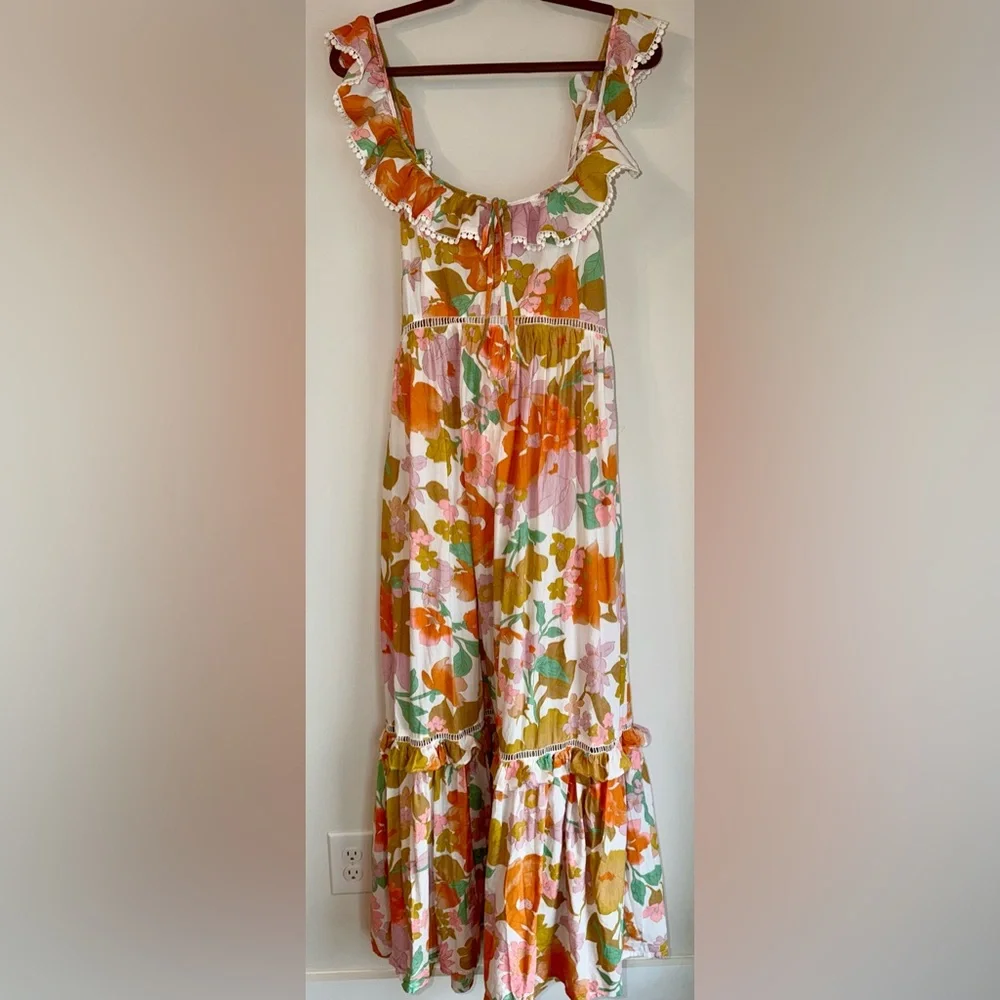 ASOS DESIGN curve ruffle maxi sundress featuring a retro floral print - size 16 - Picture 2 of 15